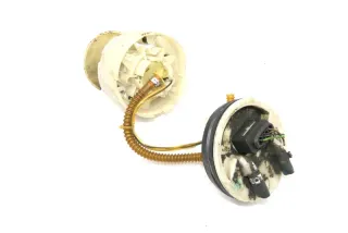 VW Passat 3B Benzinpumpe Tankpumpe Pumpe Kraftstofffördereinheit 8E0906087D A6 - Bild 1