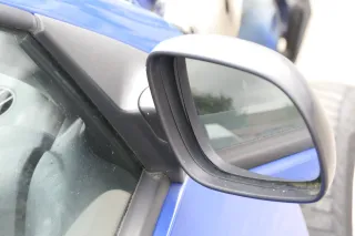 VW Golf 4 Bora manueller Spiegel vorne rechts Außenspiegel schwarz - Bild 2