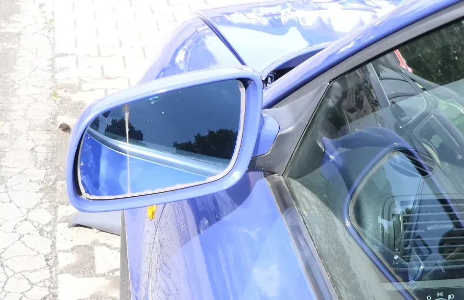 Audi A3 8L elektrischer Spiegel Außenspiegel links mit Glas blau LY5M kornblume - Bild 1