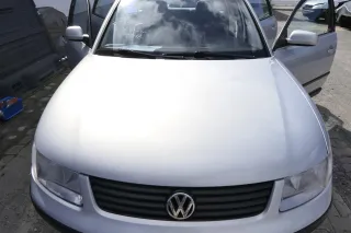 VW Passat 3B Motorhaube Klappe vorne vorn Haube silber grau LB7Z - Bild 1