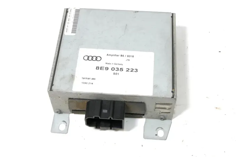 Audi A4 8E B6 Avant Kombi Subwoofer 8E9035223 Lautsprecher für Bassbox - Bild 1