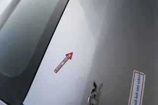 VW Fox 5Z Heckklappe Kofferraumklappe Klappe hinten + Scheibe silber LA7W - Bild 6