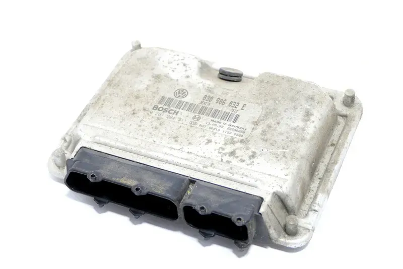 VW Lupo 6X Steuergerät 1,0l 37kw 50PS ANV Motor 030906032BH 030906032E - Bild 1