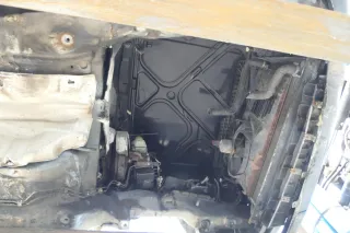 VW Golf 4 Cabrio 1E Schloßträger Lüfter Halter Kühler Wasserkühler Pralldämpfer - Bild 2