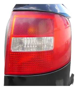 Audi A6 4B Kombi Avant Rücklicht hinten rechts Heckleuchte 4B9945096F Facelift - Bild 3