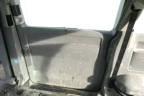 VW T5 Caravelle Sonnenschutz Sonnenrollo grau rechts Schiebetür +Verkleidung