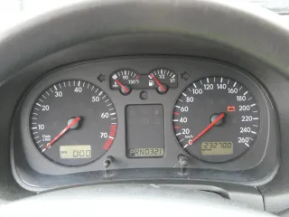 VW Golf 4 Tacho Tachometer Kombiinstrument 232.000km 1J0919881C 1,6-2,8 - Bild 1