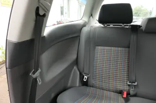 VW Polo 9N 9N3 Sitz Rückbank Sitzfläche Sitze 3 Punkt Gurt hinten mit Kopfstütze - Bild 6