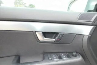 1x A4 8E B7 Türverkleidung Verkleidung Tür vorne links soul schwarz Griff Abdeck - Bild 4
