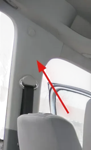 VW Caddy 2K B-Säulen Verkleidung vorne links grau Abdeckung für Gurt - Bild 1