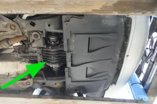 Passat 3BG Superb Getriebe EZG / GFY 5-Gang Schaltung 1,8T Turbo 176.000km - Bild 1
