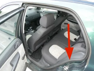 1x Fabia 6Y Türdichtung Dichtung Tür hinten rechts / links 6Y6867367C Schrägheck - Bild 2