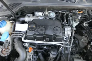 Golf 6 A3 8P 2,0 TDI Leitung Leitungen Kraftstoffleitung Rohre Rohr 1K0130295M - Bild 2