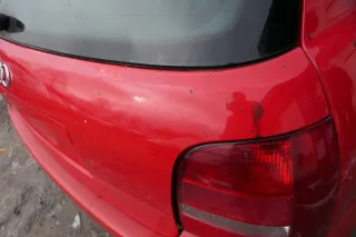Audi A4 B5 Avant Facelift Heckklappe Klappe hinten rot LY3H Facelfit Scheibe - Bild 4