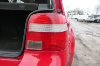 VW Golf 4 Limousine Stoßstange hinten Heckstoßstange Stoßfänger rot LY3D - Bild 2