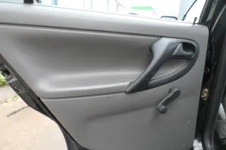 1x Polo 6N Türverkleidung Verkleidung Tür hinten links 4/5-Türer grau Griff - Bild 2