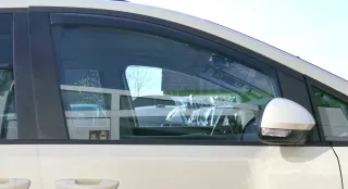 Sharan 7N vorne rechts Fenster Scheibe in Tür Fensterscheibe 7N0845202 - Bild 1