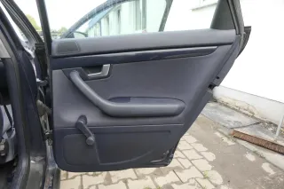 Audi A4 8E B6 Türverkleidung Verkleidung Tür hinten rechts blau maritimblau - Bild 1