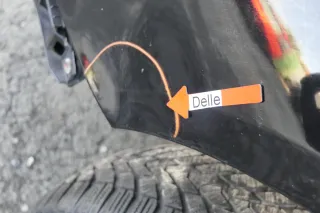 VW Passat 3C Kotflügel vorne links schwarz L041 3C0821021 - Delle - Bild 3
