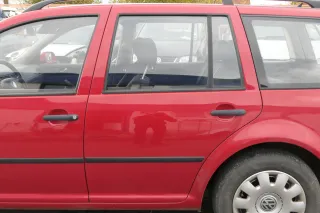 VW Golf 4 Bora Tür hinten links nur Kombi / Variant rot LY3D tornadorot 1J983305 - Bild 1
