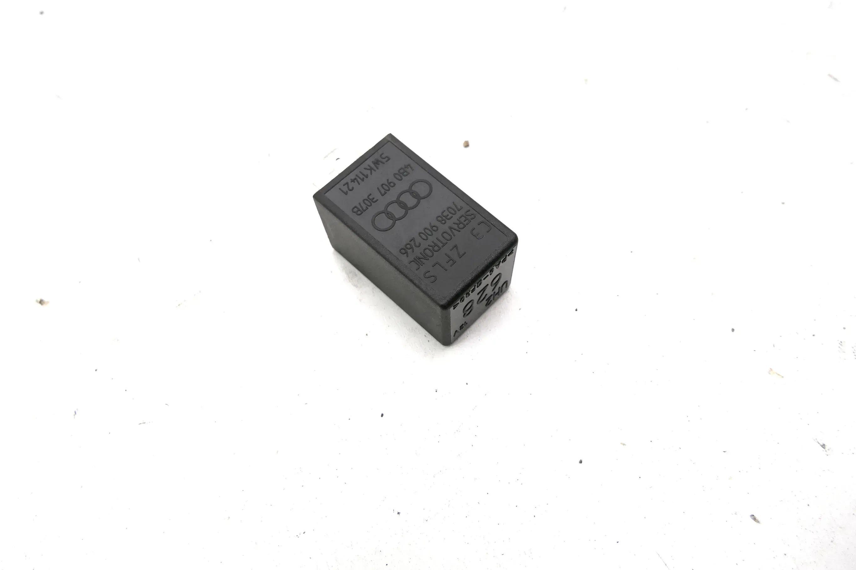 Audi A6 Relais 628 Servo Servotronic 4B0907307B Serolenkung Servo - Bild 1