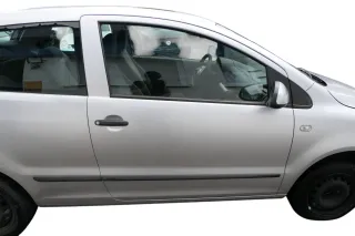 VW Fox 5Z Tür vorne rechts Beifahrertür rechts silber LA7W - ohne Anbauteile - Bild 1