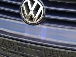 VW Golf 4 1J Stoßstange vorne Stoßfänger vorn blau LB5N - Bild 5