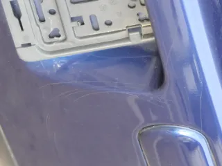 VW Golf 4 Limousine Stoßstange hinten Heckstoßstange Stoßfänger blau LB5N - Bild 2
