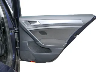 1x VW Golf 7 5G AU Variant Kombi Türverkleidung Tür hinten rechts schwarz - Bild 1