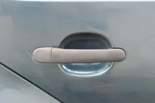 VW Golf 4 Limousine Tür hinten rechts grün LC6X  (KEINkombi) ohne Anbauteile - Bild 3