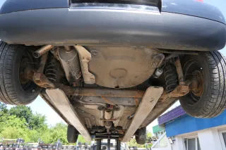 VW Lupo Stoßstange hinten Heckstoßstange Stoßfänger schwarz L041 - Bild 15
