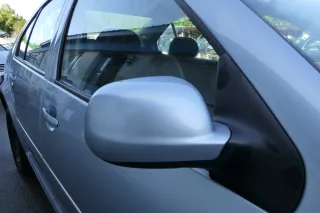 VW Golf 4 Bora elektrischer Spiegel vorne rechts Außenspiegel blau LB5S Glas - Bild 2