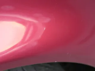 Audi A6 4B Kotflügel vorne links rot LZ3L (bis ca.Mitte 2001 passend   - DELLE - Bild 19