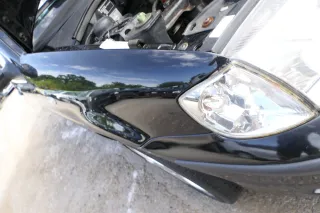 VW Polo 6N2 Kotflügel vorne rechts schwarz L041 (bis untern Schweller - Bild 5