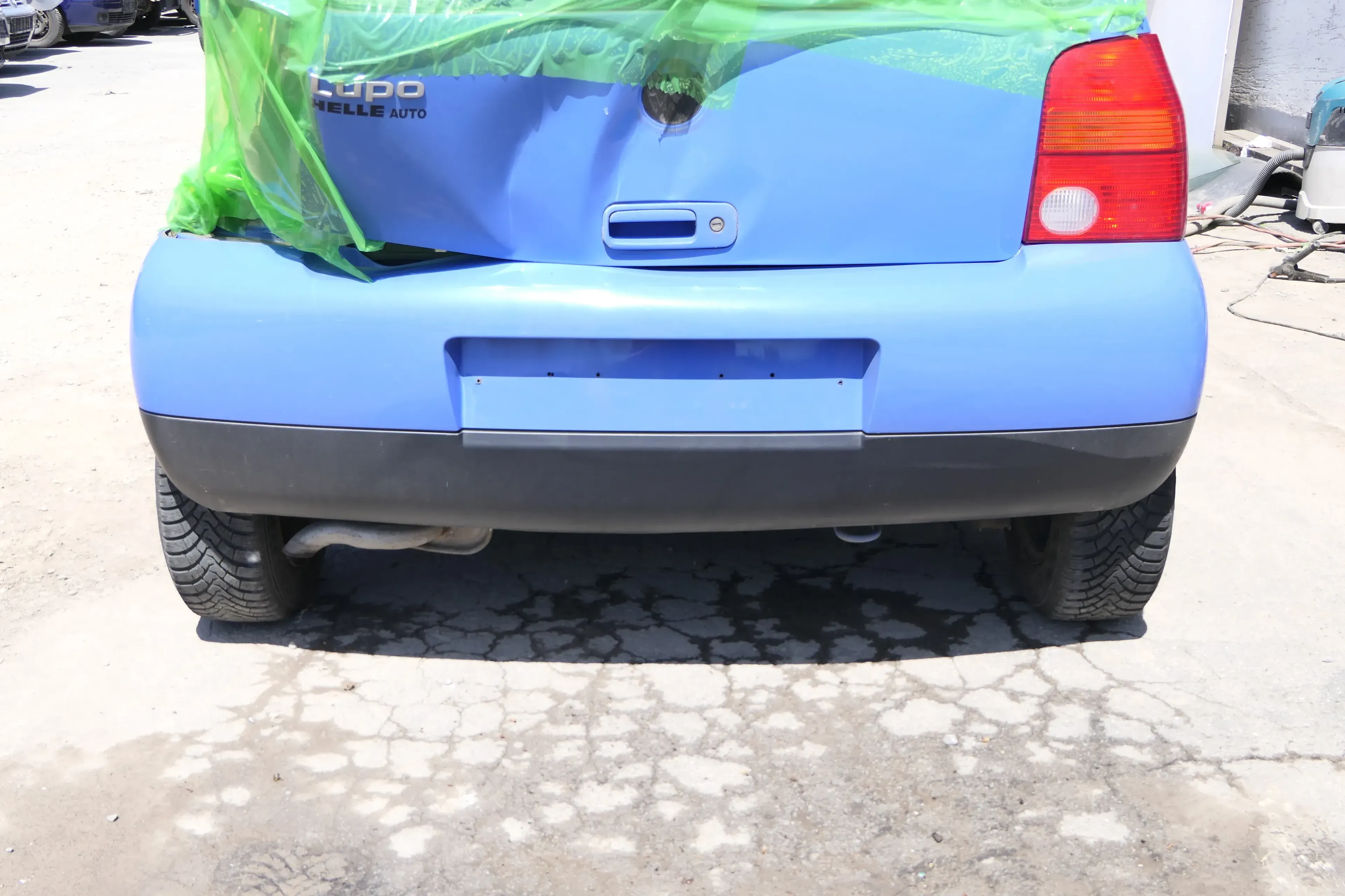 VW Lupo Stoßstange hinten Heckstoßstange Stoßfänger blau LR5A - Bild 1