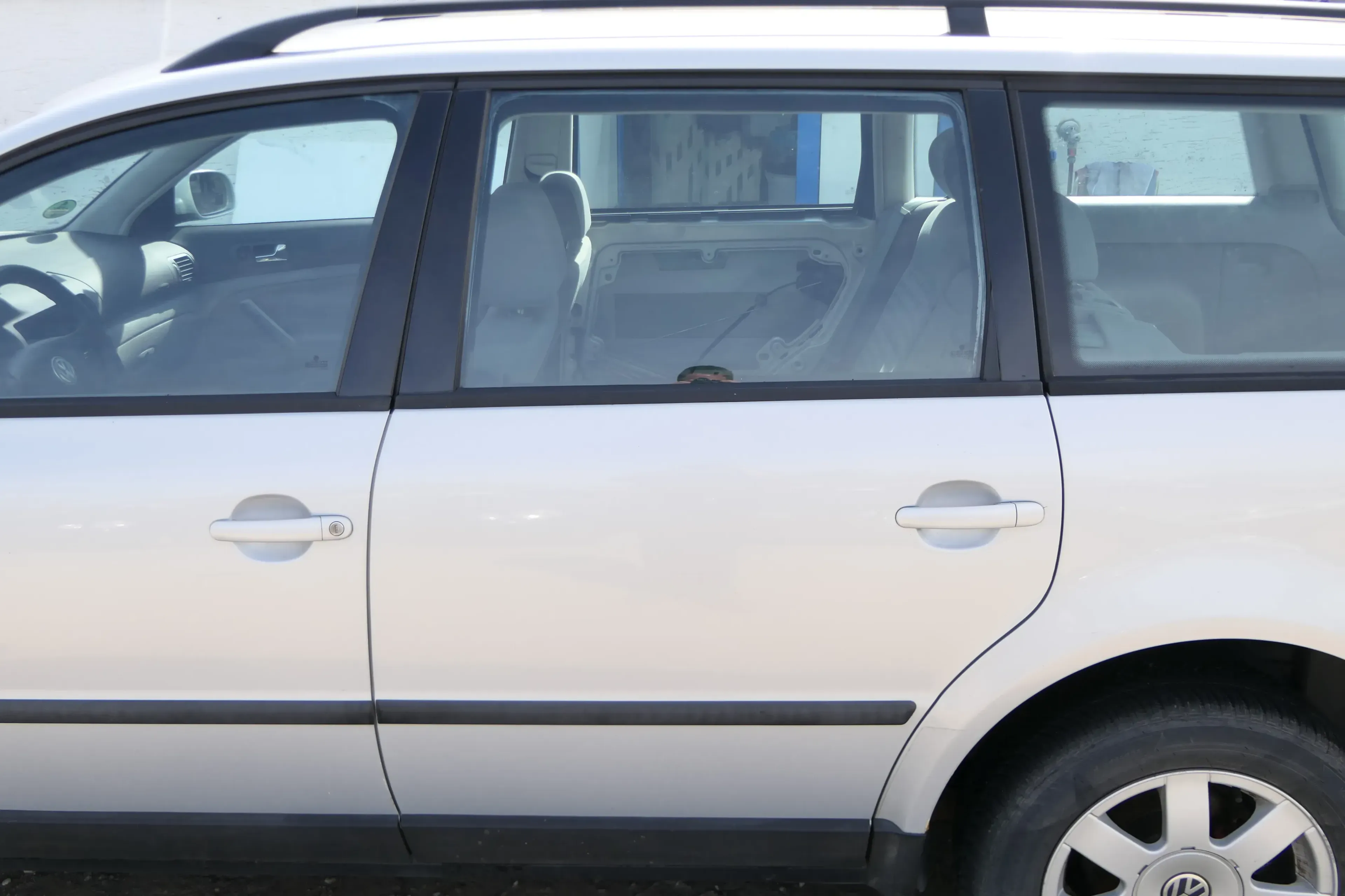 Passat 3B 3BG 3B6 Kombi Variant Tür hinten links silber grau LB7Z - Bild 1