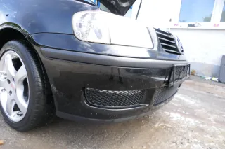 VW Polo 6N2 Stoßstange vorne Frontstoßstange Stoßfänger schwarz L041 + Grill - Bild 2