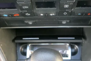 Audi A4 B6 8E Aschenbecher vorne 8E0857951H 4PK schwarz - Bild 2
