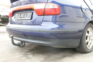 Seat Toledo 1M Stoßstange Heckstoßstange hinten blau LB5N - Bild 3