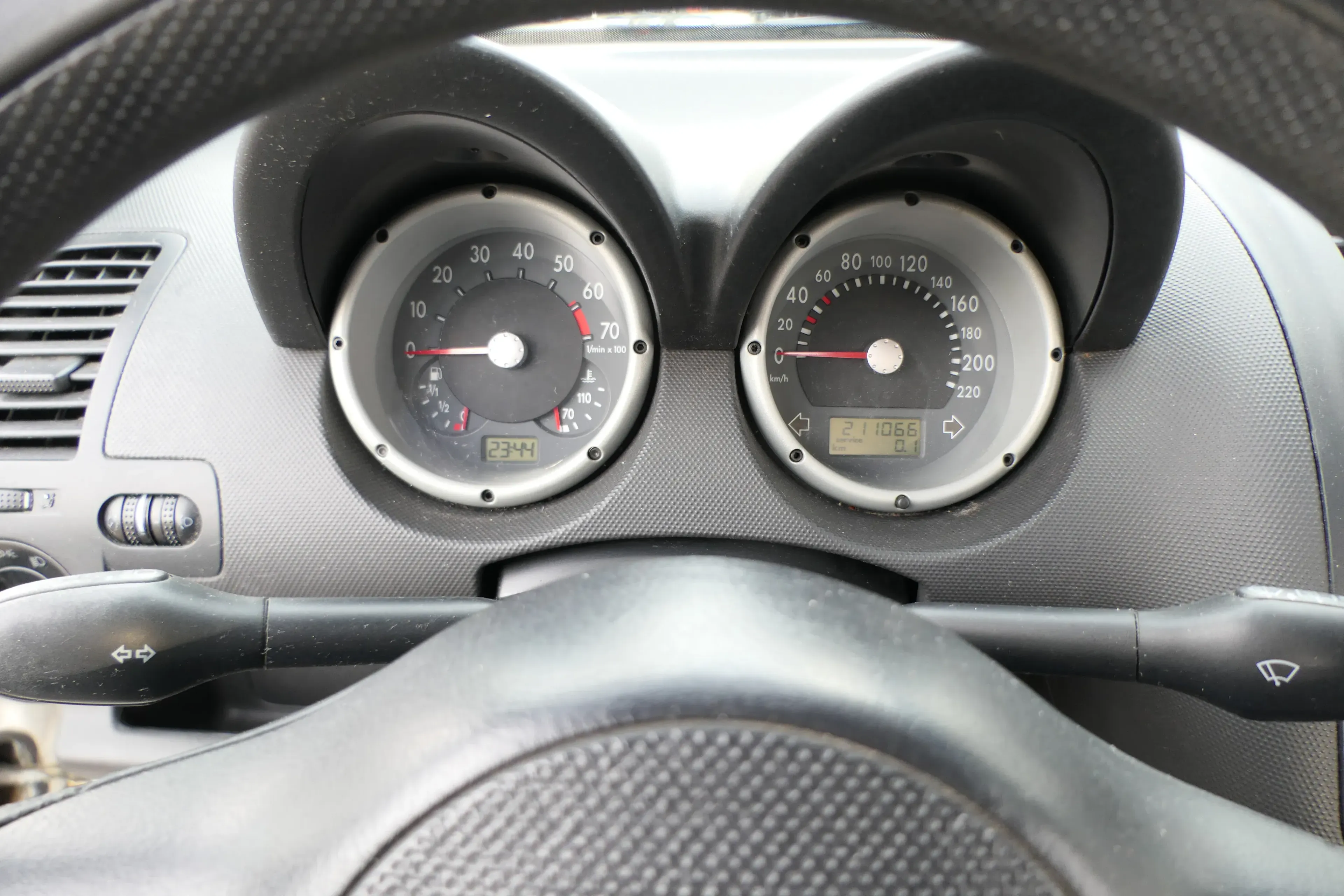 VW Lupo Tacho Tachometer Kombiinstrument 211.000km 6X0920801 1,4 16V 1,0 50PS 75 - Bild 1