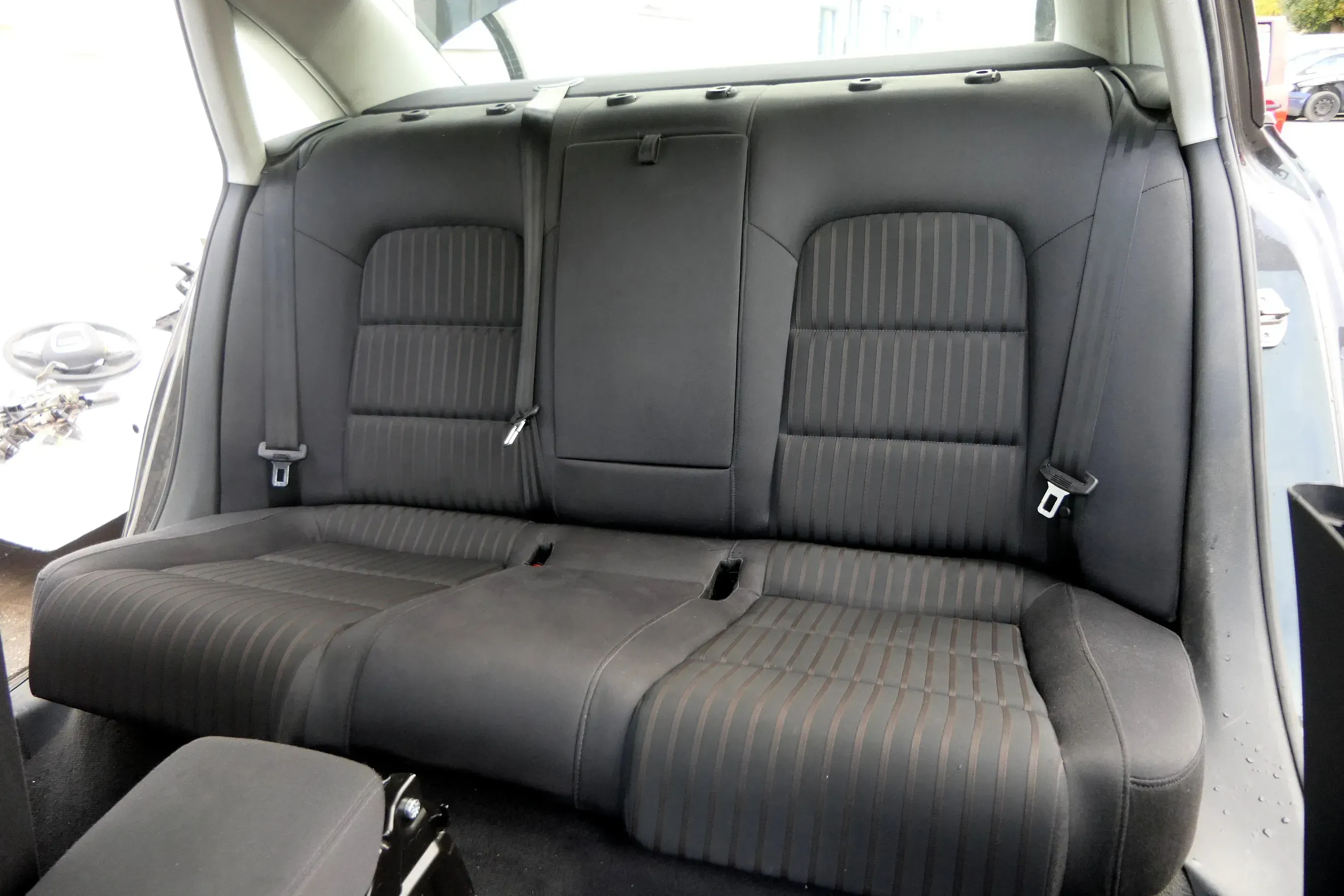 Audi A4 8K B8 Sitz Rückbank Rücksitzbank hinten 3-Punkt-Gurt schwarz soul - Bild 1