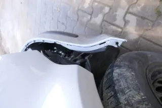 VW Passat 3BG Stoßstange vorne Frontstoßstange Stoßfänger silber LA7W reflexsilb - Bild 9