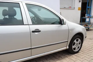 Skoda Fabia 6Y Kombi Limousine Tür vorne rechts Beifahrertür grau silber LF7T - Bild 4