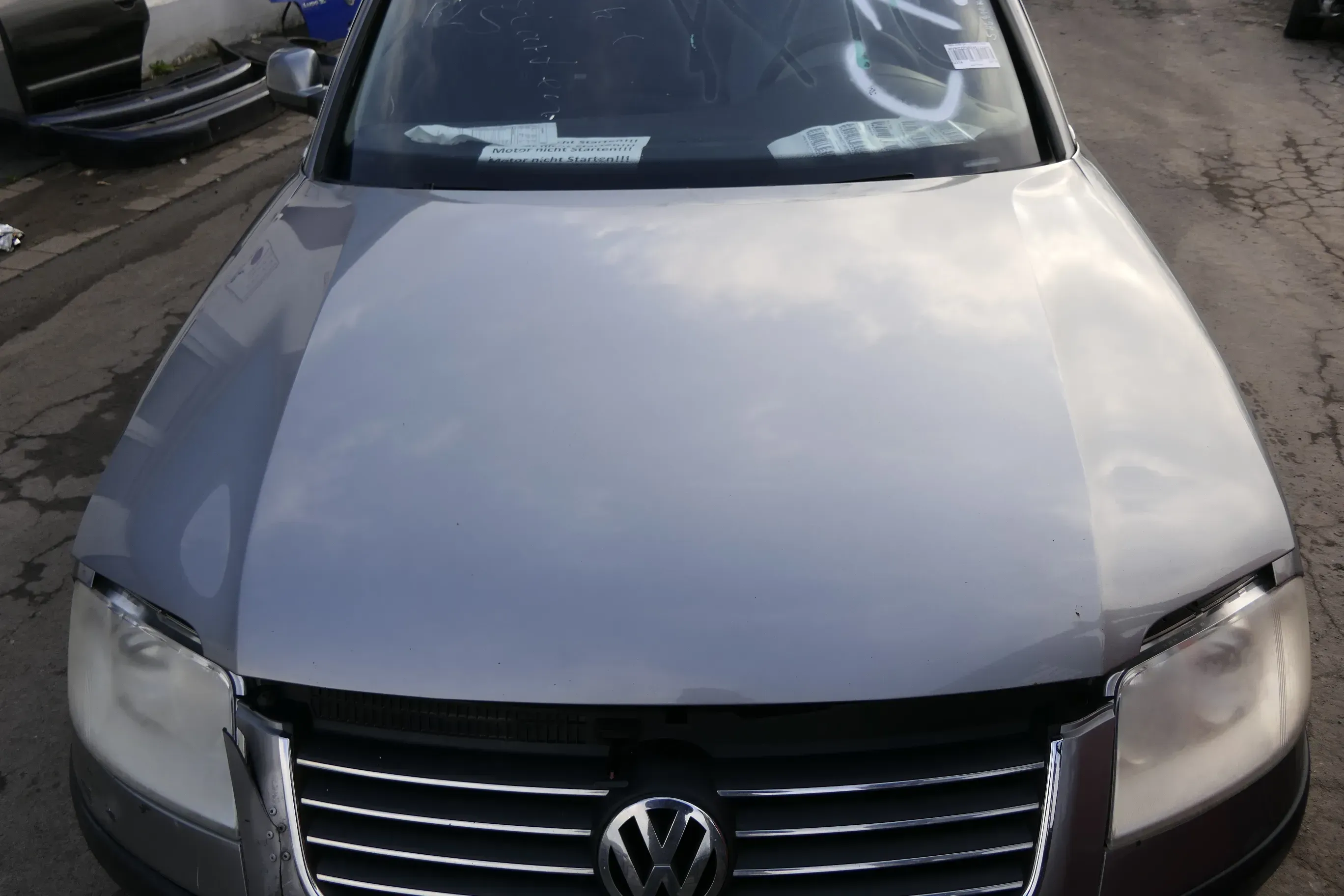 VW Passat 3BG Motorhaube Klappe vorne vorn Haube grau LD7W urbangrey grey si - Bild 1