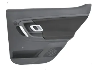 1 x Skoda Fabia 5J Stufenheck Türverkleidung Verkleidung Tür hinten rechts - Bild 1