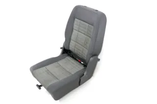VW Touran Sitz hinten rechts (hinter Beifahrersitz) Rücksitz anthrazit Isofix 74 - Bild 2