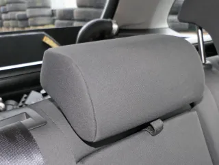 VW Golf 5 Variant 1K5 Jetta 1K Kopfstützen Kopfstütze hinten in der Mitte mittig - Bild 1
