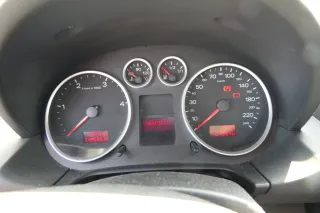 Audi A2 8Z Tacho Tachometer Kombiinstrument 245.000km 8Z0920900TX TDI 1.4 Diesel - Bild 1
