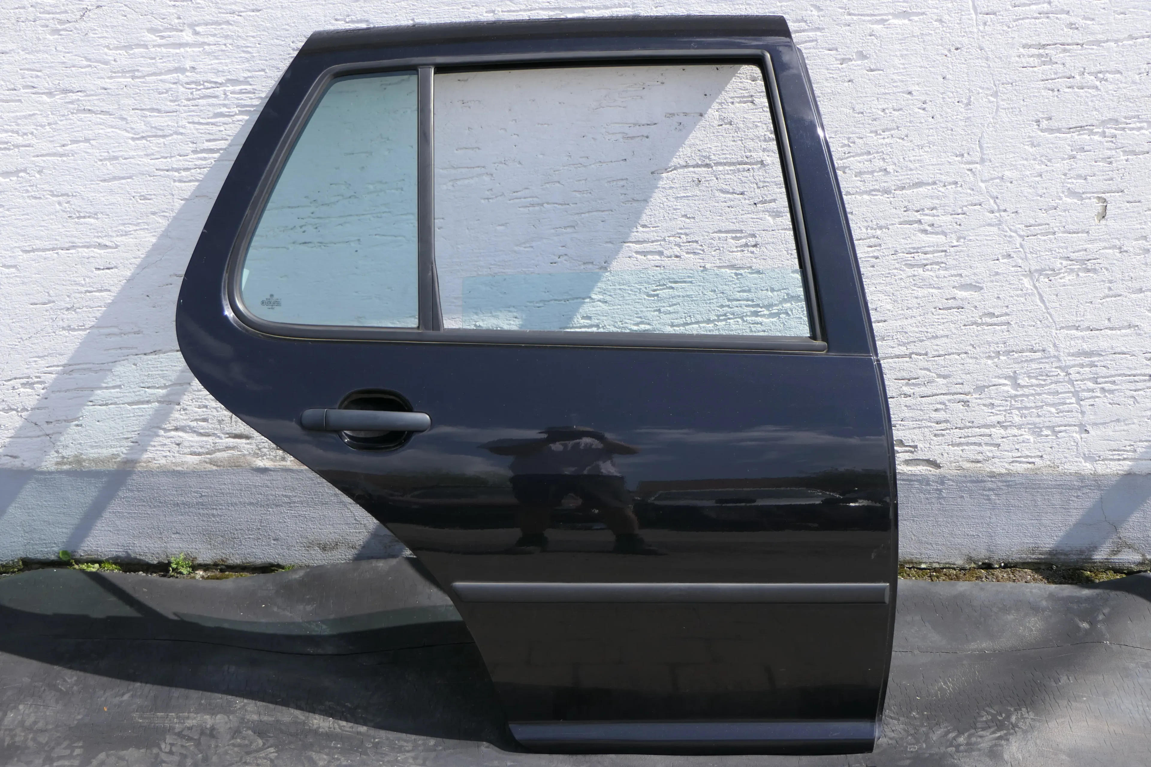 VW Golf 4 Limousine Tür hinten rechts schwarz LC9Z metallic (KEINkombi) 123847 - Bild 1