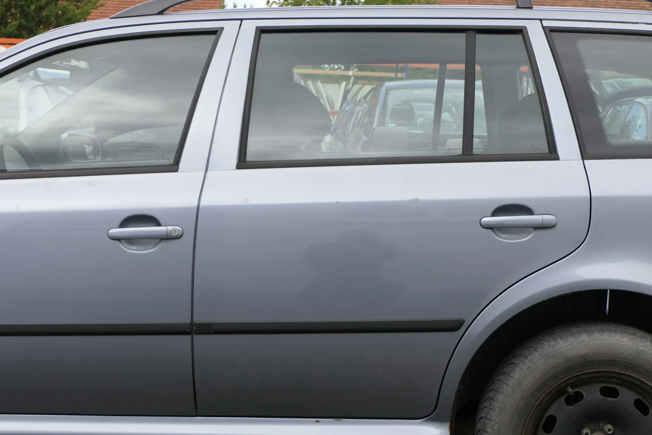 Skoda Octavia 1U5 Combi Kombi Variant Tür hinten links grau silber LF7U - Bild 1
